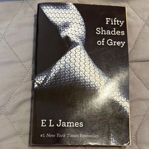 ⚡️4/$15 Fifty Shades of Grey Book